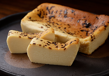 祇園のお茶屋はんのチーズケーキ「塩舞」の写真