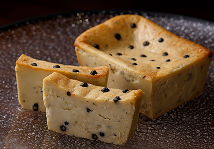 祇園のお茶屋はんのチーズケーキ「祝粉（いわいこ）」の写真