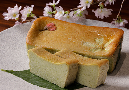 祇園のお茶屋はんのチーズケーキ「桜香」の写真